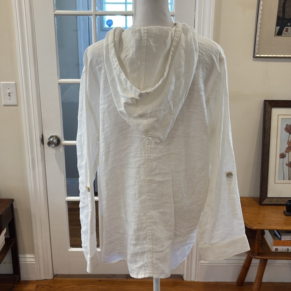 Rachel Zoe White Linen Hooded Button-Front Top. Size M - Picture 6 of 9